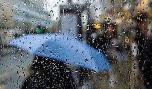 أمطار غزيرة ورعدية متوقعة الليلة بهذه المناطق وتحذيرات من الرياح