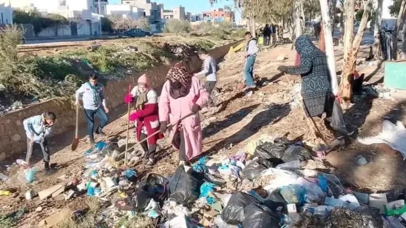 استعدادًا للأمطار: تدخلات ميدانية لتنظيف الحزام الجنوبي لمدينة سيدي بوزيد