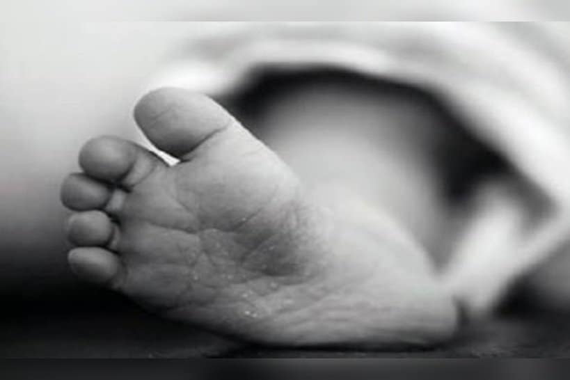 امرأة من بلد مجاور تترك رضيعها بصفاقس وتختفي